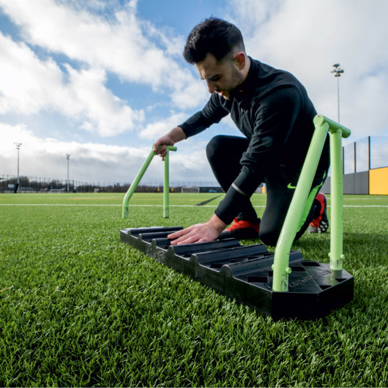 REPLAY Station reboundbord voor voetbal